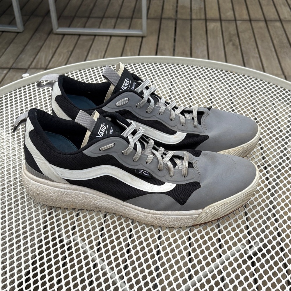Vans Men's Black and Gray Sneakers
